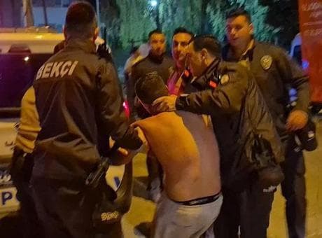 Eskişehir'de alkollü sürücü dehşeti! Kafasını otobüs durağına vurdu