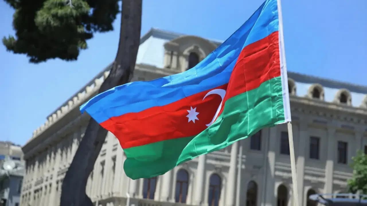 Azerbaycan'ın askeri gücü nasıl? Azerbaycan'ın kaç tane asker, savaş uçağı, füzesi var?