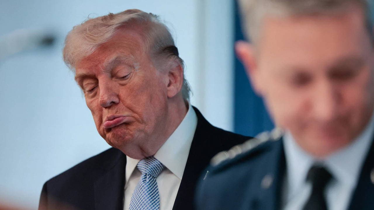 Trump'tan kritik 'Hürmüz Boğazı' açıklaması: Umman'ı tehdit etti