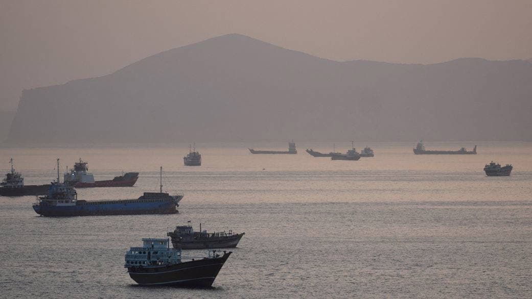 İran’dan Hürmüz mesajı: Ticari gemilere destek duyurusu