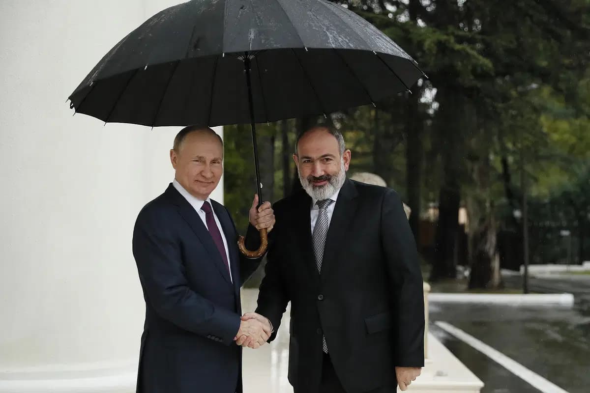 Rusya’dan Erivan’a açık uyarı: İlişkiler doğrudan tehdit altında