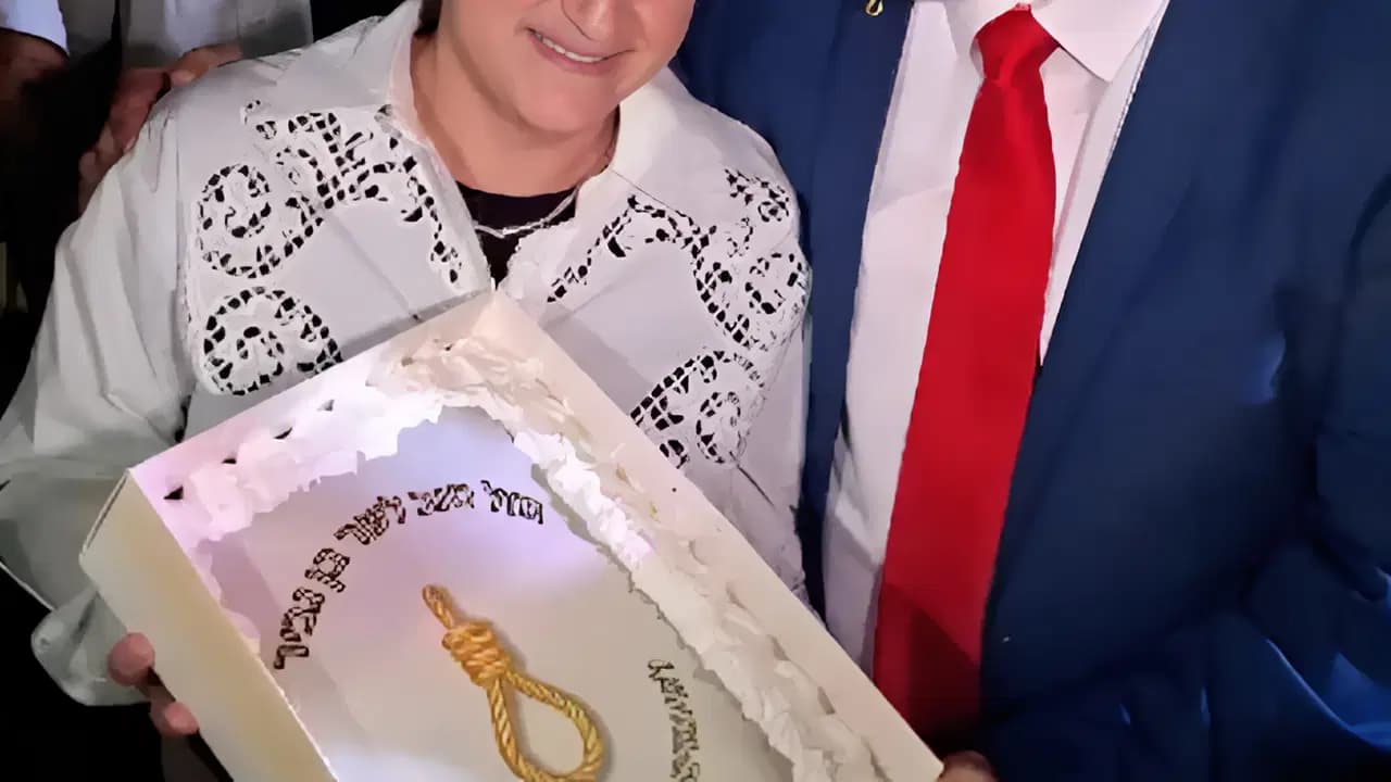İsrailli bakan Ben-Gvir’e eşinden 'idam ipi' motifli doğum günü pastası