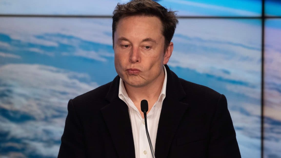 Elon Musk, Tesla'da yapay zeka birimini başlatmak için OpenAI kurucularını işe almaya çalıştı