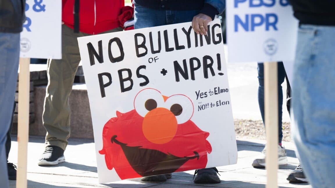 Trump'ın NPR ve PBS'ye fon ayırması hakim tarafından engellendi, ancak hasar zaten verildi
