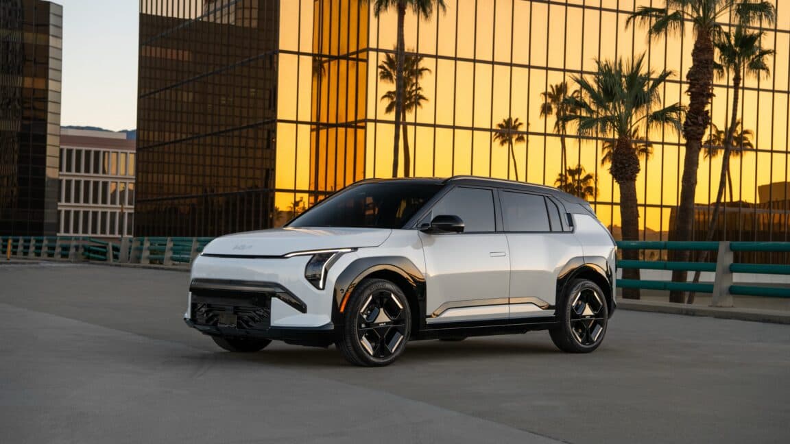 Kia, New York'ta küçük arabalarını sergiliyor: 2027 EV3 ve 2027 Seltos Hybrid