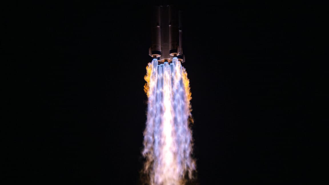 Roket Raporu: Blue Origin için karanlık bir gün; Pentagon yeni fırlatma tesisine göz dikti