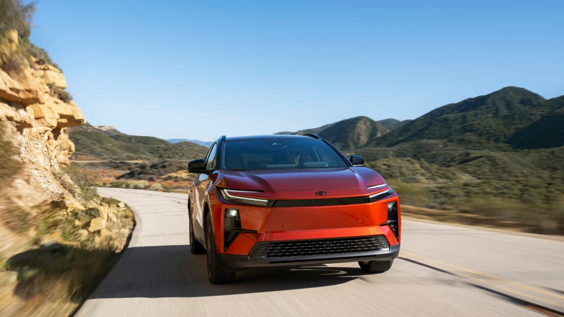 İlginç bir geçiş: Toyota C-HR incelemesi