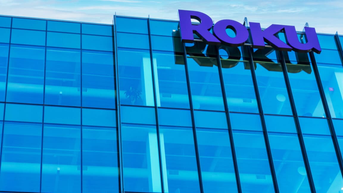 Fox'un 22 milyar dolarlık Roku satın alımı, erişimini akıllı TV'lere, reklamlara genişletmeyi hedefliyor