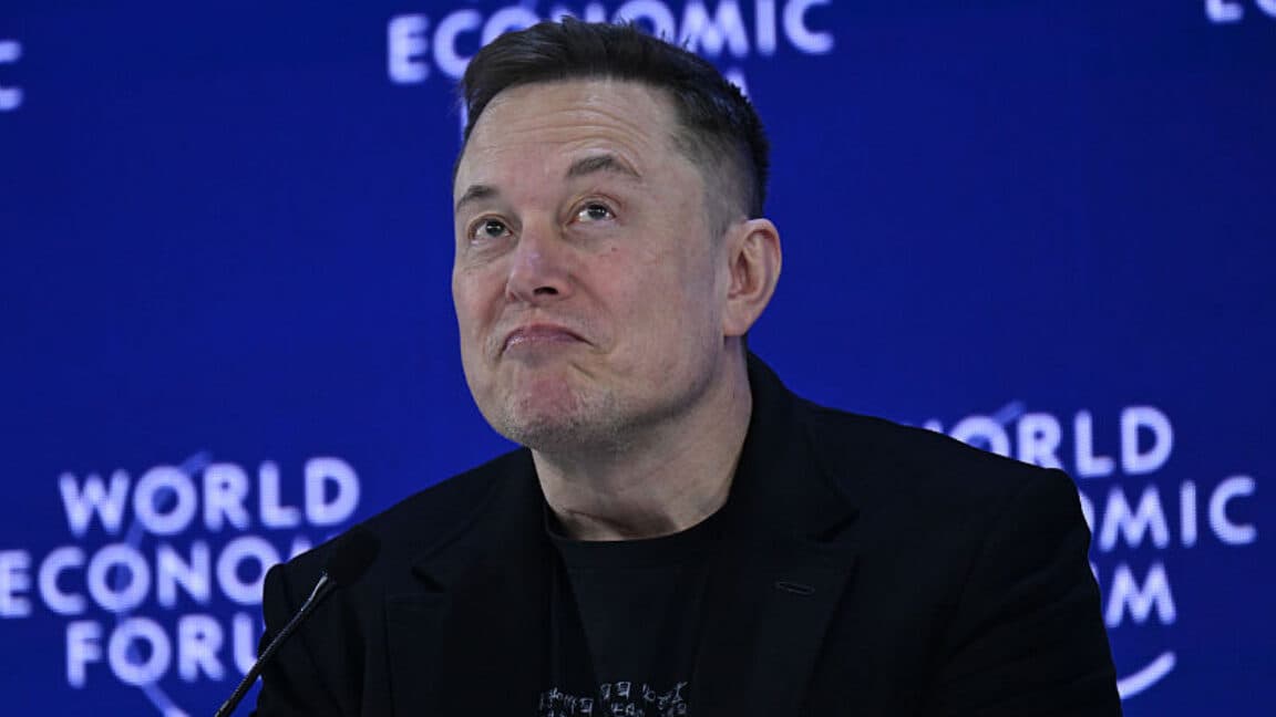 Elon Musk, X verilerinin işlenmesine ilişkin FTC denetimlerinden bir kez daha kaçmaya çalışıyor