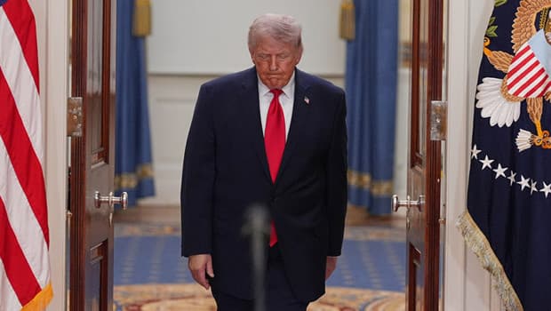 Beyaz Saray'da ilgiç anlar: Trump'ı Hz. İsa'ya benzetti