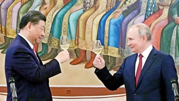 Dünyanın merkezi Çin mi oluyor… Trump döndü sıra Putin’de