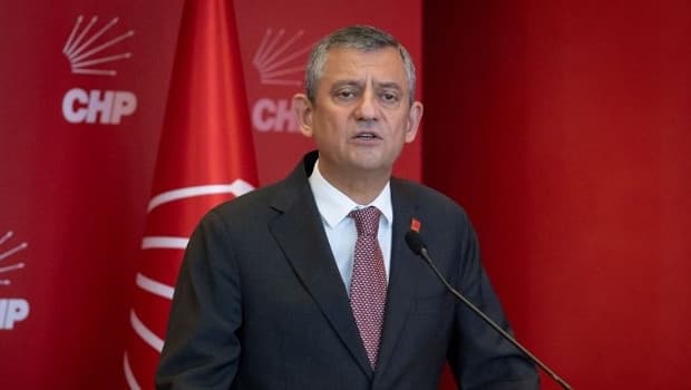 Özgür Özel CNN Türk'ten özür diledi