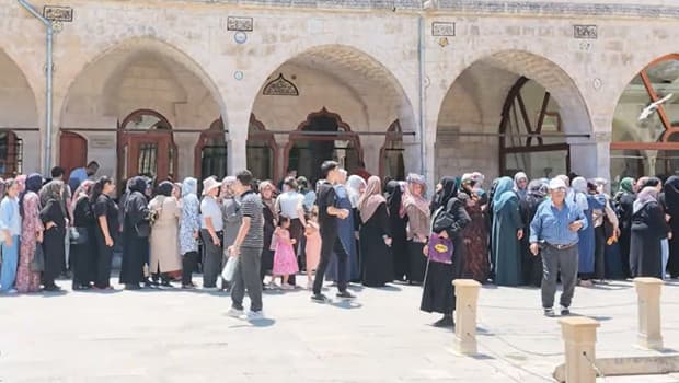 LGS öncesi dua etmek için akın ettiler