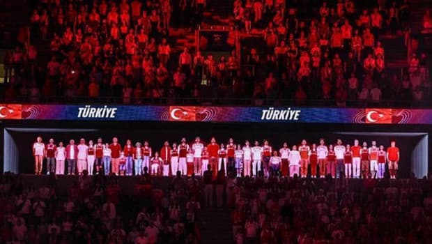 Voleybol Milletler Ligi'nde millilere hologram tribün desteği