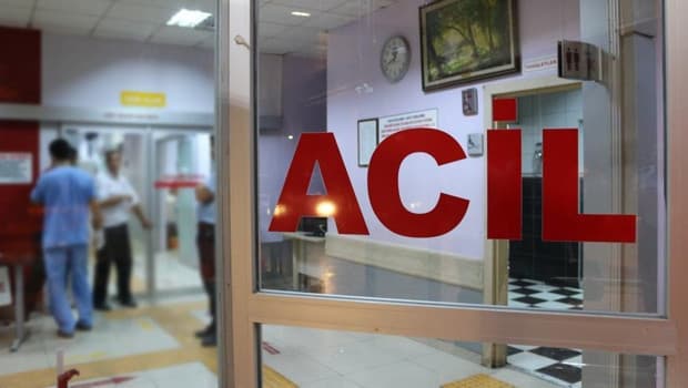 15 yaşındaki çocuk düğünü kana buladı… Çok sayıda kişi hastanelik oldu