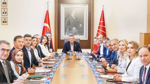 CHP’de gergin salı