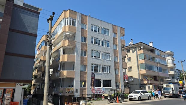 Bursa'da tekerlekli sandalyeli eşin yardım çığlığı! Kanlar içinde bulundu