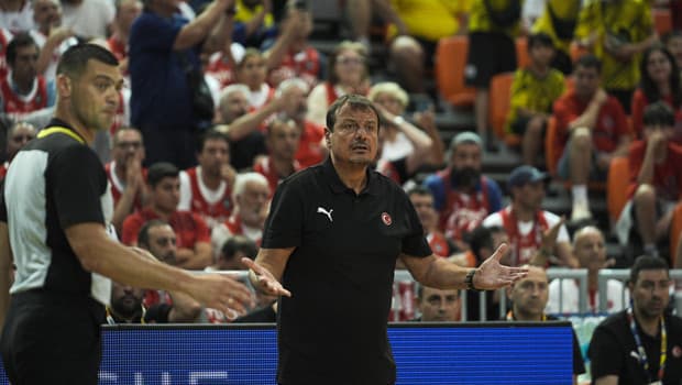 Ergin Ataman: 'Grubu 6'da 6 ile bitirmek istiyoruz'