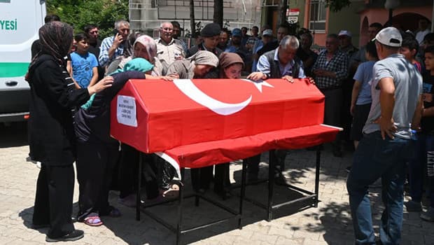 Memleketine tatile gelen uzman çavuş, hayatını kaybetti