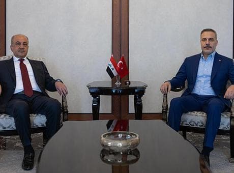 Dışişleri Bakanı Hakan Fidan Irak Savunma Bakanı Abbasi ile görüştü