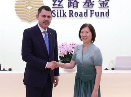 Bakan Kurum, İpek Yolu Fonu Yönetim Kurulu Başkanı Zhu ile görüştü