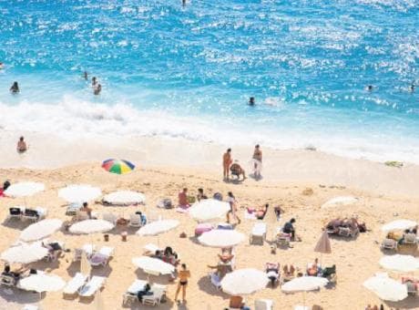 200 milyar liralık bayram! Bayram göçü bugün başladı; yaklaşık 15 milyon kişi yollarda olacak!