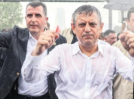 CHP'de büyük kaos