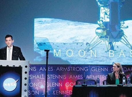 ‘Ay’da kalıcı üs kuracağız’