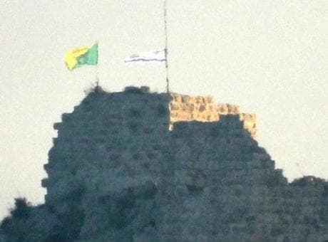 Ateşkese rağmen İsrail'den Lübnan'a bombardıman! Stratejik kale işgal edildi