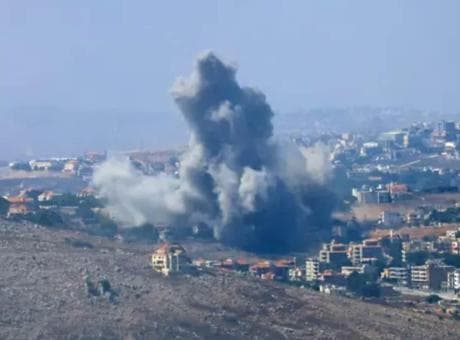 İsrail uçakları Lübnan'ın başkenti Beyrut'u vurdu! Bölgeden dumanlar yükseliyor