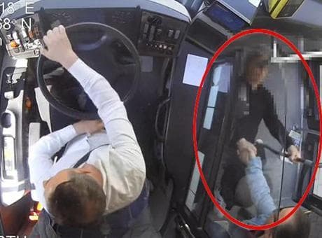 İETT otobüsünde düştü, 1 gün sonra hayatını kaybetti! O anlar kamerada