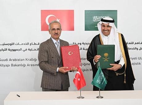 Bakan Uraloğlu Suudi Arabistan'dan duyurdu: Lojistik, siber altyapı ve uzay teknolojilerinde ortak dönem