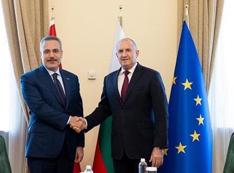 Son dakika...Dışişleri Bakanı Hakan Fidan, Bulgaristan Başbakanı Radev ile görüştü