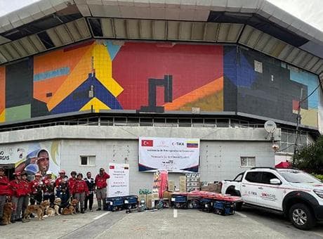 Bakan Ersoy: Venezuela'nın yanında olmayı sürdüreceğiz