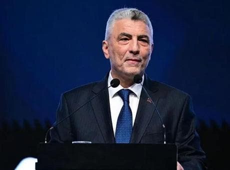 Bakan Bolat, Hırvatistan Cumhurbaşkanı Milanovic ile Çekya Başbakanı Babis'i karşıladı