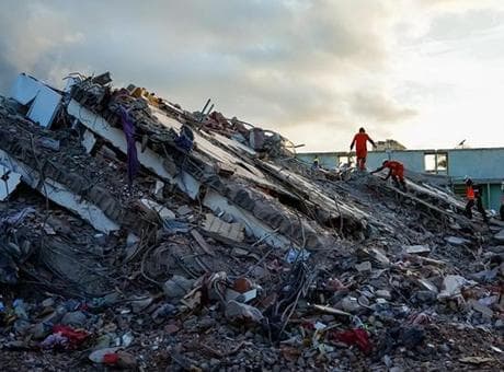 Venezuela’yı vuran depremlerde ölü sayısı 3 bin 685’e yükseldi