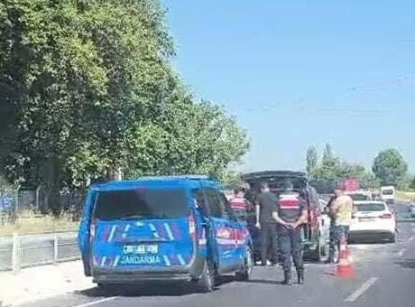 Hemşire çift, ağır yaralanan motosiklet sürücüsü için zamanla yarıştı! Hayatını kaybetti