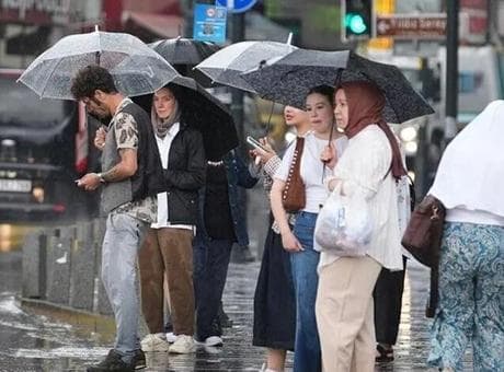 AKOM ve Meteoroloji'den İstanbul için uyarı! Pazartesi gece başlıyor, salı öğleye kadar sürecek