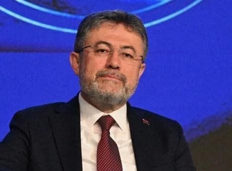 Bakan Yumaklı: Balıkesir'de, Türkiye'nin en büyük üretim üslerinden biri yükseliyor