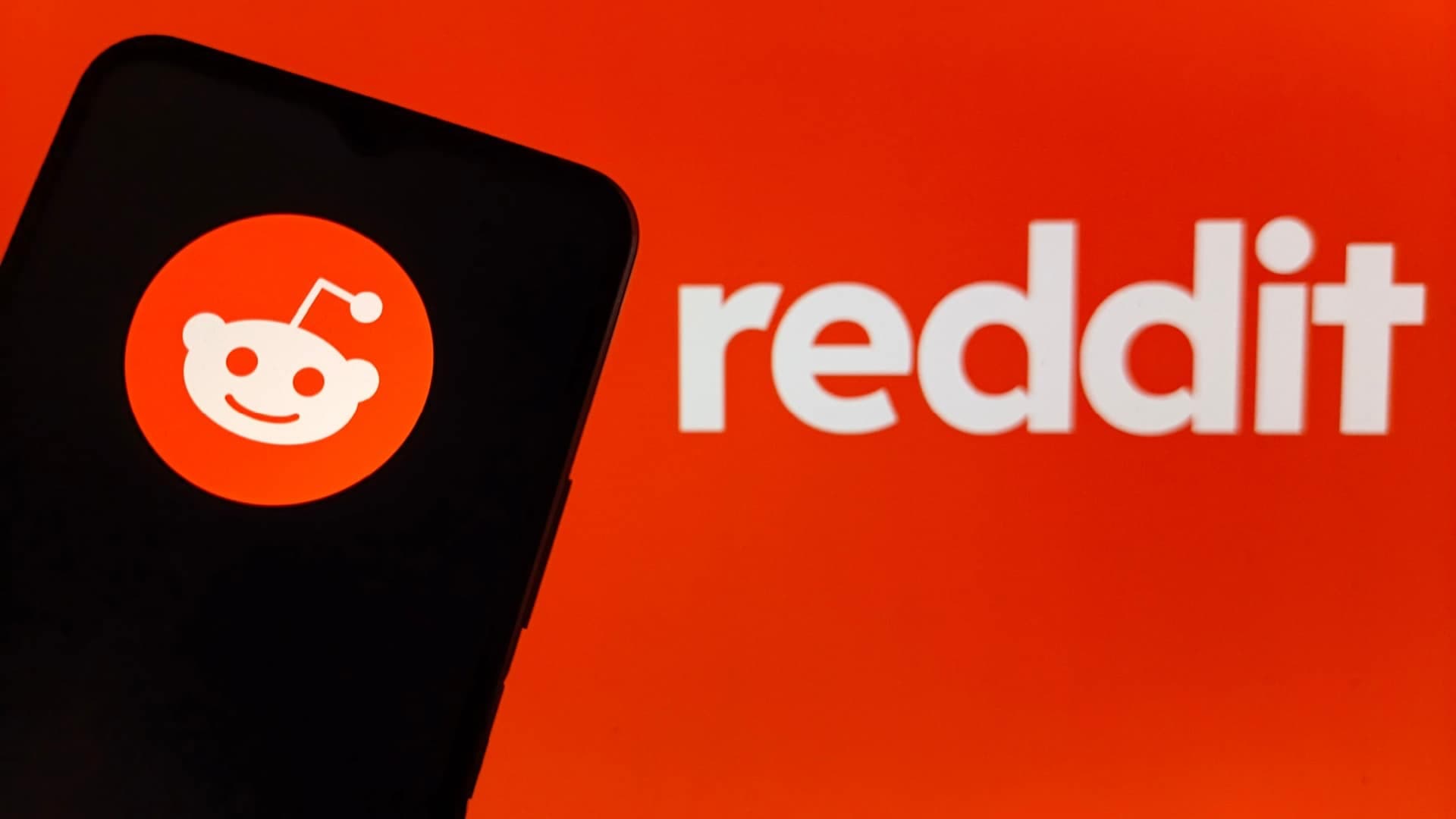 Reddit, Shoptalk 2026 öncesinde yeni alışveriş reklam araçlarını kullanıma sunuyor